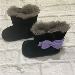 Baby Black Uggs w/ purple bow on side - size2/3